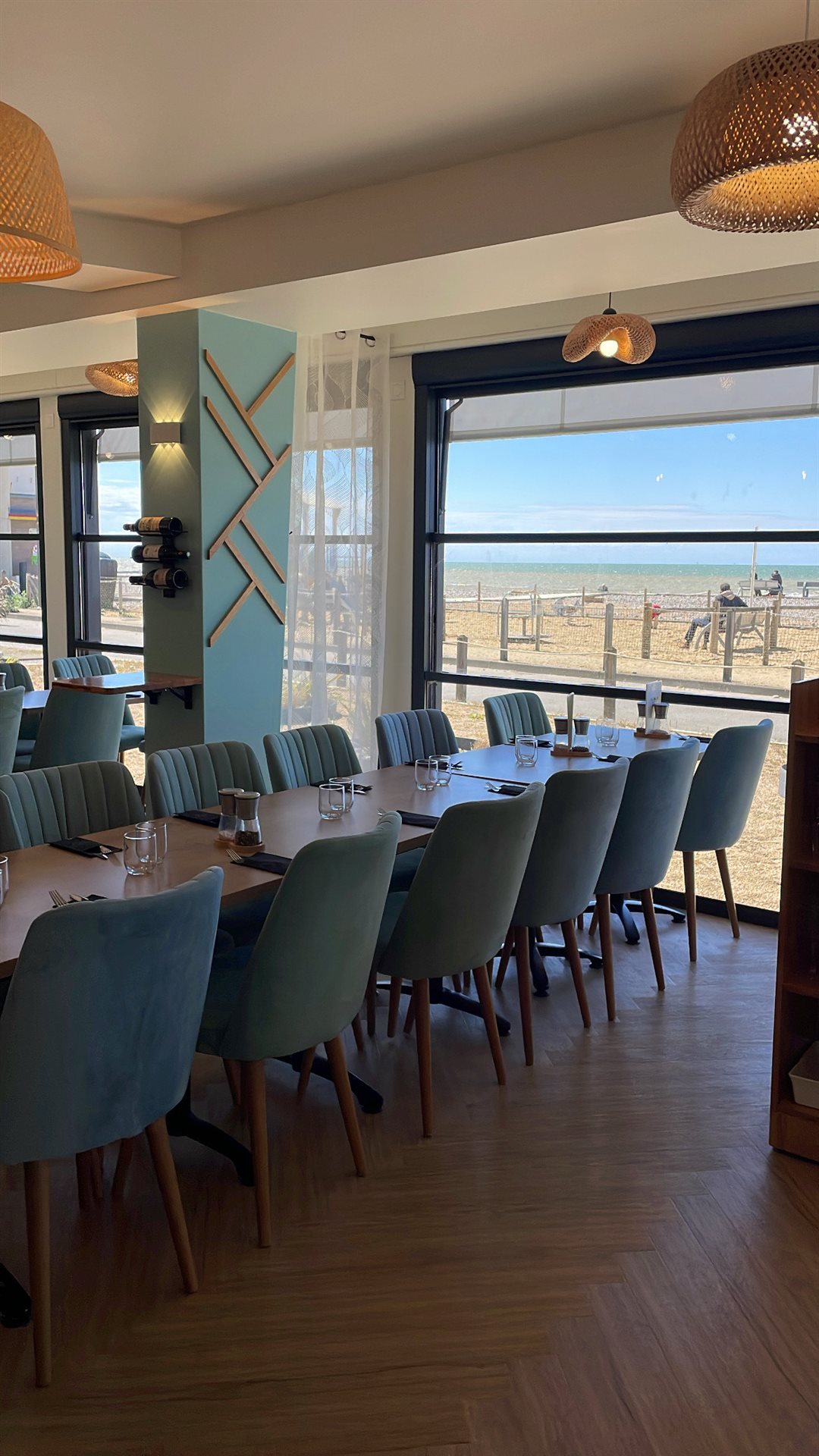 Salle avec vue mer