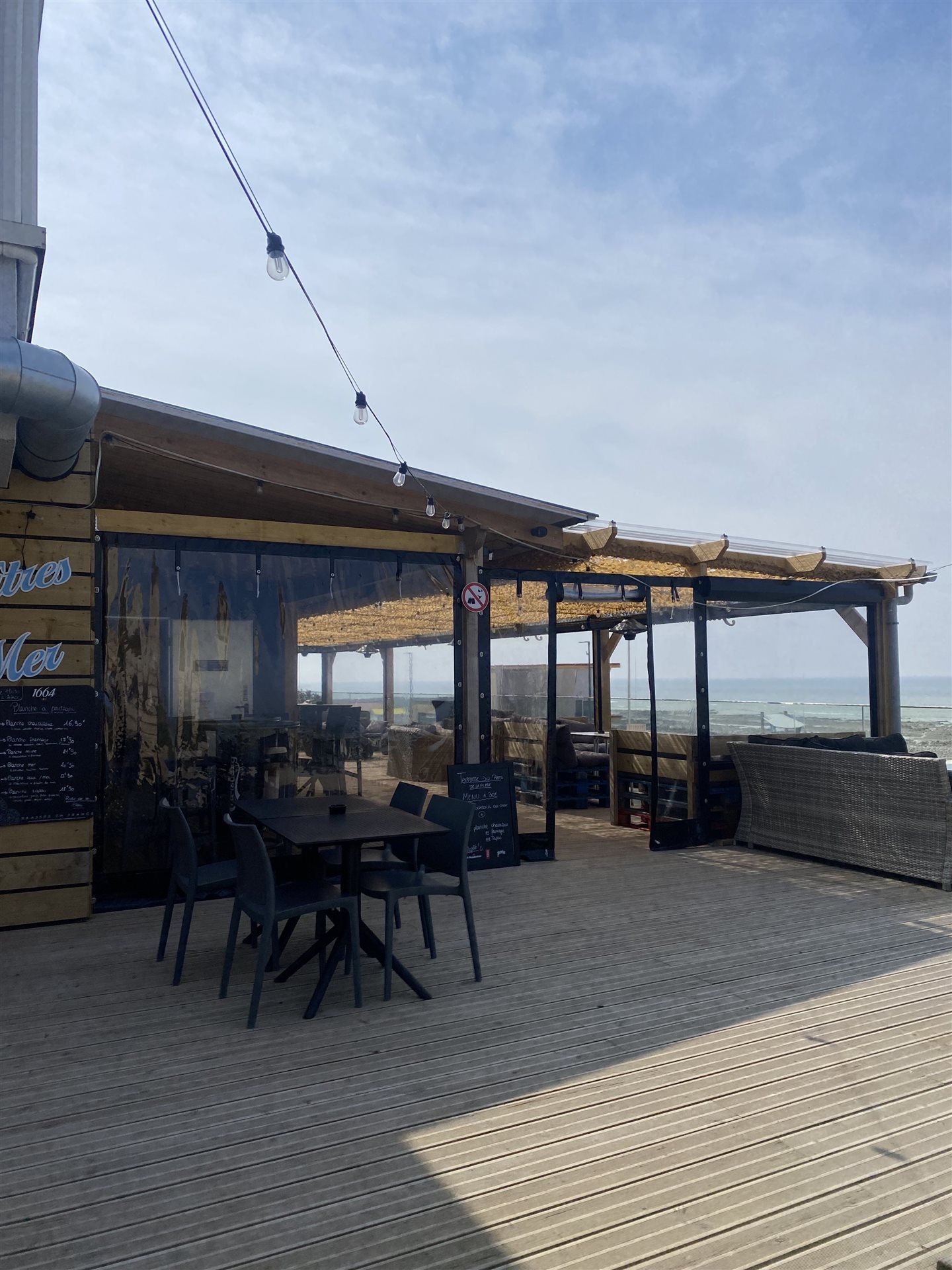 Terrasse rooftop en journée